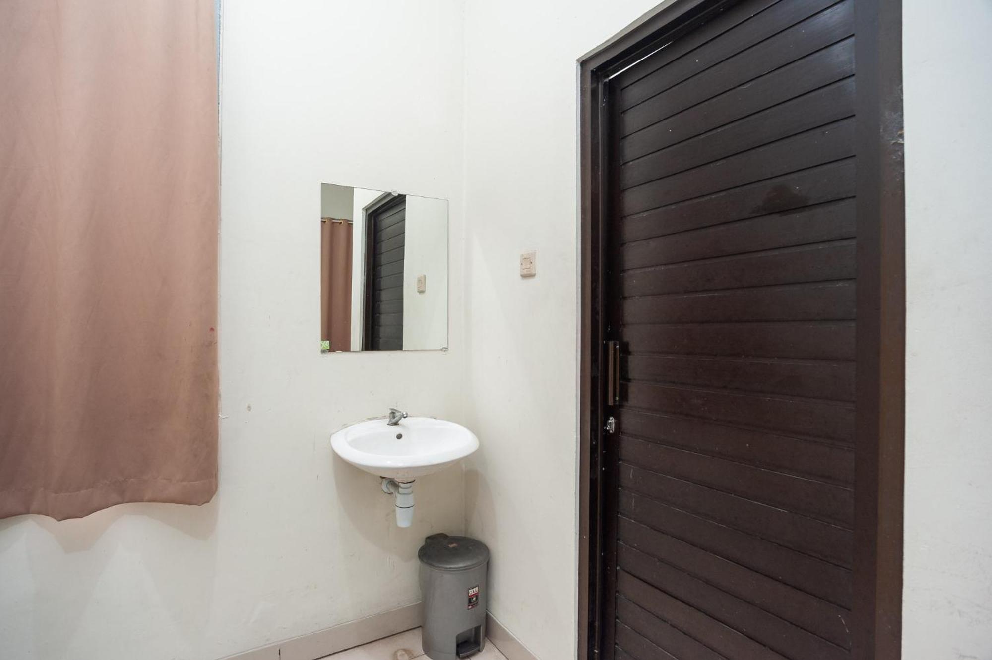 Reddoorz Plus Near Rs Pmi Μπογκόρ Εξωτερικό φωτογραφία